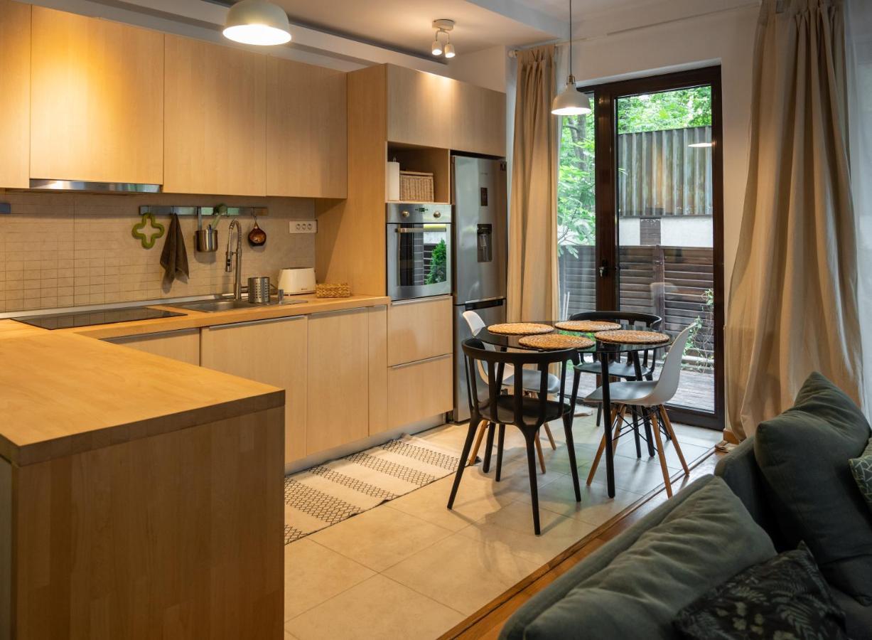 Green Corner Apartment Букурещ Екстериор снимка