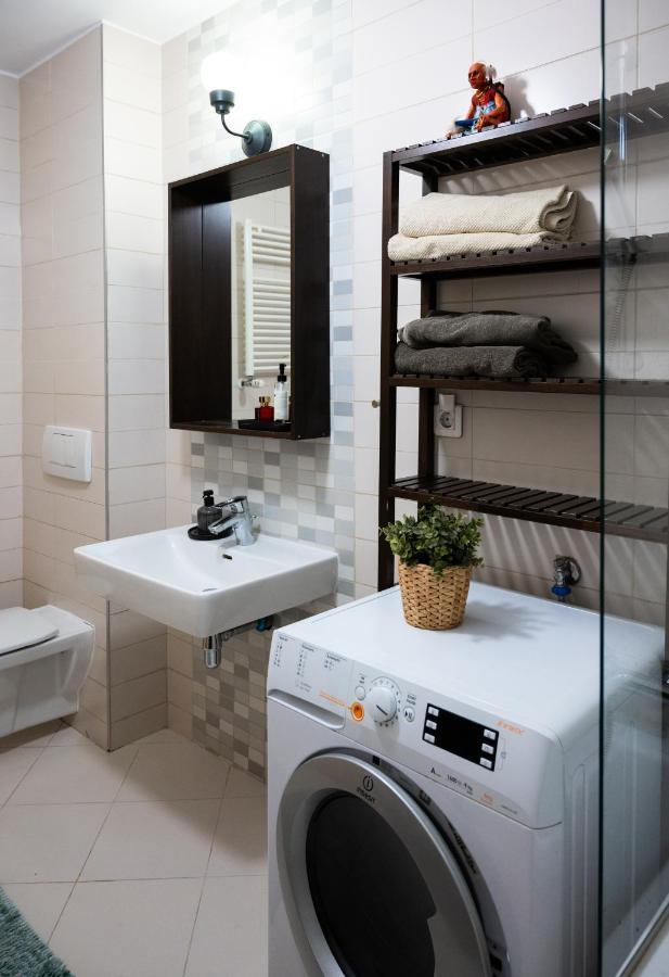 Green Corner Apartment Букурещ Екстериор снимка